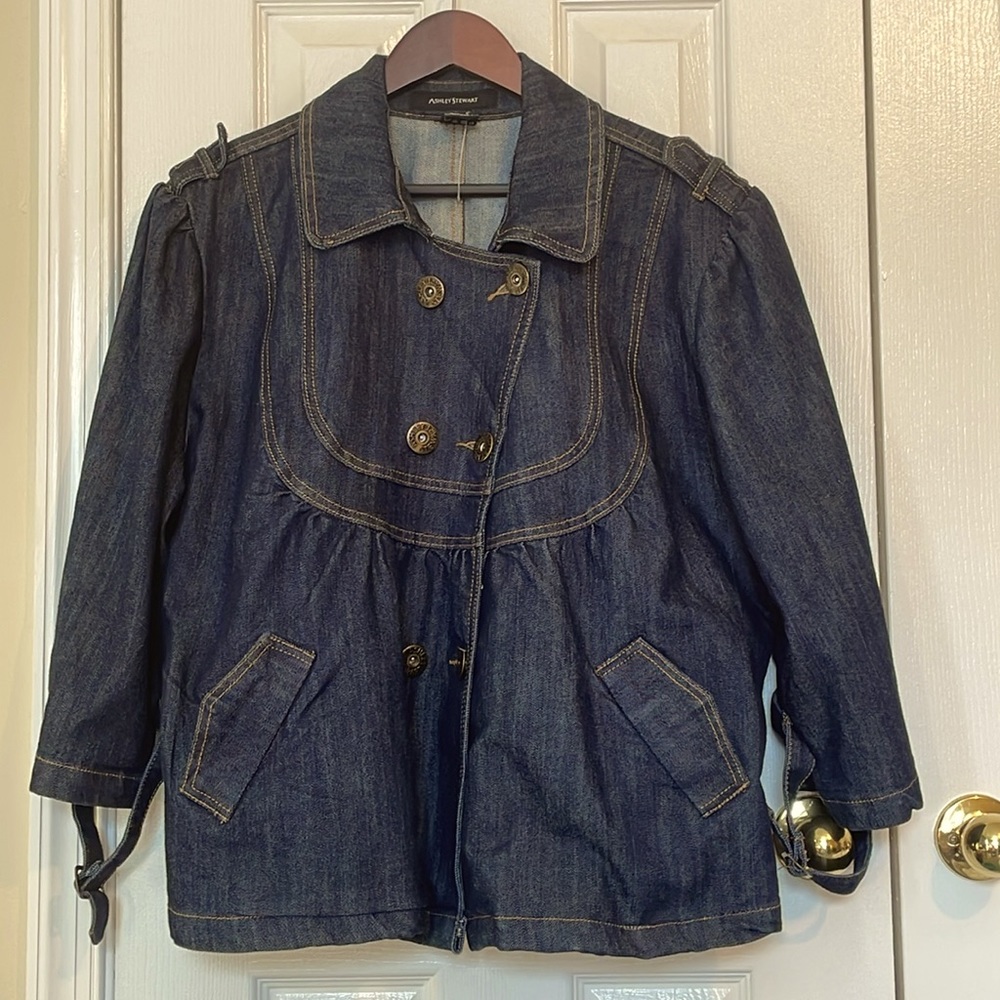 Ashley Stewart short sleeve denim peplum double breasted jacket. Size 18
